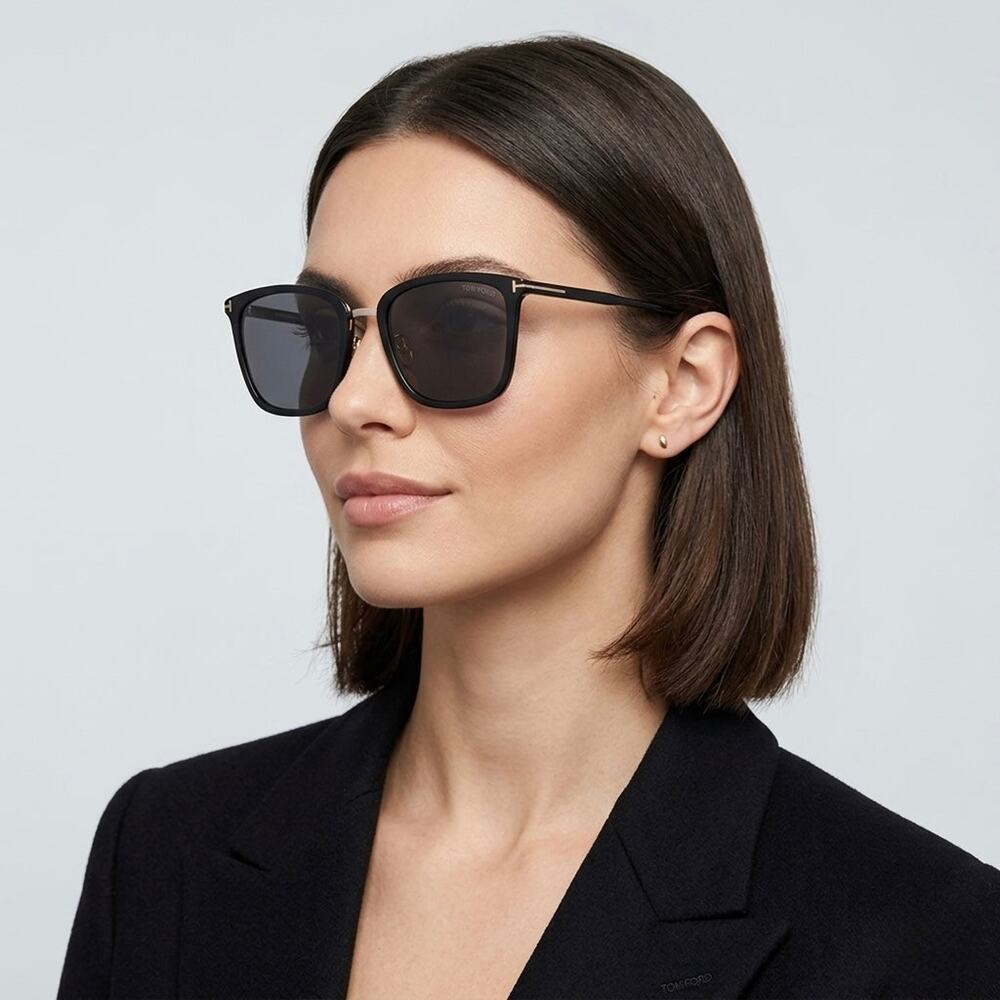 New, TOM FORD Sunglasses TF949-D 01A Authentic